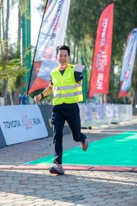 BIB: 
                            <button type="button" onclick="openModal(6562895)" class="btn btn-primary btn-sm float-right btn-popup" data-toggle="modal" data-target=".modal-high-quality">
                        <i class="fas fa-shopping-cart"></i> Add to Cart
                    </button>
                                            <button type="button" onclick="isThisMe(6562895, true)" class="btn btn-success btn-sm float-right btn-popup btn-isme hidden" data-toggle="tooltip" data-placement="bottom" title="นี่คือรูปของคุณใช่ไหม คลิกที่นี่เพื่อเอาเข้าอัลบั้ม">
                        <i class="fas fa-plus"></i> Add to album
                    </button>
                    <button type="button" onclick="isThisMe(6562895, false)" class="btn btn-warning btn-sm float-right btn-popup btn-isnotme hidden">
                        <i class="fas fa-ban"></i> Remove from album
                    </button>