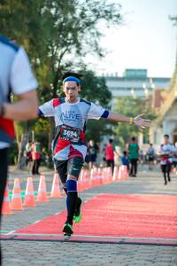 BIB: 3694
                            <button type="button" onclick="openModal(6550178)" class="btn btn-primary btn-sm float-right btn-popup" data-toggle="modal" data-target=".modal-high-quality">
                        <i class="fas fa-shopping-cart"></i> Add to Cart
                    </button>
                                            <button type="button" onclick="isThisMe(6550178, true)" class="btn btn-success btn-sm float-right btn-popup btn-isme hidden" data-toggle="tooltip" data-placement="bottom" title="นี่คือรูปของคุณใช่ไหม คลิกที่นี่เพื่อเอาเข้าอัลบั้ม">
                        <i class="fas fa-plus"></i> Add to album
                    </button>
                    <button type="button" onclick="isThisMe(6550178, false)" class="btn btn-warning btn-sm float-right btn-popup btn-isnotme hidden">
                        <i class="fas fa-ban"></i> Remove from album
                    </button>