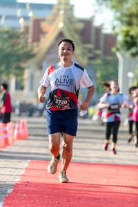 BIB: 3720
                            <button type="button" onclick="openModal(6563462)" class="btn btn-primary btn-sm float-right btn-popup" data-toggle="modal" data-target=".modal-high-quality">
                        <i class="fas fa-shopping-cart"></i> Add to Cart
                    </button>
                                            <button type="button" onclick="isThisMe(6563462, true)" class="btn btn-success btn-sm float-right btn-popup btn-isme hidden" data-toggle="tooltip" data-placement="bottom" title="นี่คือรูปของคุณใช่ไหม คลิกที่นี่เพื่อเอาเข้าอัลบั้ม">
                        <i class="fas fa-plus"></i> Add to album
                    </button>
                    <button type="button" onclick="isThisMe(6563462, false)" class="btn btn-warning btn-sm float-right btn-popup btn-isnotme hidden">
                        <i class="fas fa-ban"></i> Remove from album
                    </button>