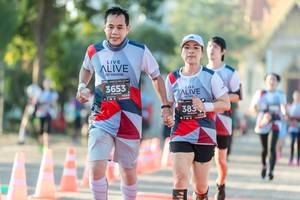 BIB: 3653, 383
                            <button type="button" onclick="openModal(6556562)" class="btn btn-primary btn-sm float-right btn-popup" data-toggle="modal" data-target=".modal-high-quality">
                        <i class="fas fa-shopping-cart"></i> Add to Cart
                    </button>
                                            <button type="button" onclick="isThisMe(6556562, true)" class="btn btn-success btn-sm float-right btn-popup btn-isme hidden" data-toggle="tooltip" data-placement="bottom" title="นี่คือรูปของคุณใช่ไหม คลิกที่นี่เพื่อเอาเข้าอัลบั้ม">
                        <i class="fas fa-plus"></i> Add to album
                    </button>
                    <button type="button" onclick="isThisMe(6556562, false)" class="btn btn-warning btn-sm float-right btn-popup btn-isnotme hidden">
                        <i class="fas fa-ban"></i> Remove from album
                    </button>