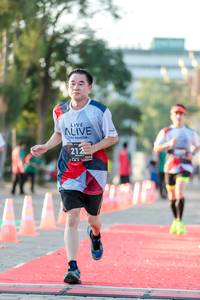 BIB: 212
                            <button type="button" onclick="openModal(6547705)" class="btn btn-primary btn-sm float-right btn-popup" data-toggle="modal" data-target=".modal-high-quality">
                        <i class="fas fa-shopping-cart"></i> Add to Cart
                    </button>
                                            <button type="button" onclick="isThisMe(6547705, true)" class="btn btn-success btn-sm float-right btn-popup btn-isme hidden" data-toggle="tooltip" data-placement="bottom" title="นี่คือรูปของคุณใช่ไหม คลิกที่นี่เพื่อเอาเข้าอัลบั้ม">
                        <i class="fas fa-plus"></i> Add to album
                    </button>
                    <button type="button" onclick="isThisMe(6547705, false)" class="btn btn-warning btn-sm float-right btn-popup btn-isnotme hidden">
                        <i class="fas fa-ban"></i> Remove from album
                    </button>