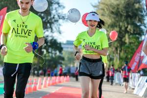 BIB: 
                            <button type="button" onclick="openModal(6563328)" class="btn btn-primary btn-sm float-right btn-popup" data-toggle="modal" data-target=".modal-high-quality">
                        <i class="fas fa-shopping-cart"></i> Add to Cart
                    </button>
                                            <button type="button" onclick="isThisMe(6563328, true)" class="btn btn-success btn-sm float-right btn-popup btn-isme hidden" data-toggle="tooltip" data-placement="bottom" title="นี่คือรูปของคุณใช่ไหม คลิกที่นี่เพื่อเอาเข้าอัลบั้ม">
                        <i class="fas fa-plus"></i> Add to album
                    </button>
                    <button type="button" onclick="isThisMe(6563328, false)" class="btn btn-warning btn-sm float-right btn-popup btn-isnotme hidden">
                        <i class="fas fa-ban"></i> Remove from album
                    </button>