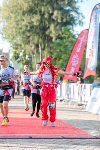 BIB: 3008, 3805
                            <button type="button" onclick="openModal(6560221)" class="btn btn-primary btn-sm float-right btn-popup" data-toggle="modal" data-target=".modal-high-quality">
                        <i class="fas fa-shopping-cart"></i> Add to Cart
                    </button>
                                            <button type="button" onclick="isThisMe(6560221, true)" class="btn btn-success btn-sm float-right btn-popup btn-isme hidden" data-toggle="tooltip" data-placement="bottom" title="นี่คือรูปของคุณใช่ไหม คลิกที่นี่เพื่อเอาเข้าอัลบั้ม">
                        <i class="fas fa-plus"></i> Add to album
                    </button>
                    <button type="button" onclick="isThisMe(6560221, false)" class="btn btn-warning btn-sm float-right btn-popup btn-isnotme hidden">
                        <i class="fas fa-ban"></i> Remove from album
                    </button>