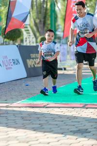 BIB: 7694, 8006
                            <button type="button" onclick="openModal(6563897)" class="btn btn-primary btn-sm float-right btn-popup" data-toggle="modal" data-target=".modal-high-quality">
                        <i class="fas fa-shopping-cart"></i> Add to Cart
                    </button>
                                            <button type="button" onclick="isThisMe(6563897, true)" class="btn btn-success btn-sm float-right btn-popup btn-isme hidden" data-toggle="tooltip" data-placement="bottom" title="นี่คือรูปของคุณใช่ไหม คลิกที่นี่เพื่อเอาเข้าอัลบั้ม">
                        <i class="fas fa-plus"></i> Add to album
                    </button>
                    <button type="button" onclick="isThisMe(6563897, false)" class="btn btn-warning btn-sm float-right btn-popup btn-isnotme hidden">
                        <i class="fas fa-ban"></i> Remove from album
                    </button>