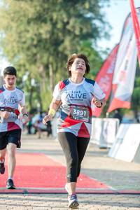 BIB: 3891
                            <button type="button" onclick="openModal(6558179)" class="btn btn-primary btn-sm float-right btn-popup" data-toggle="modal" data-target=".modal-high-quality">
                        <i class="fas fa-shopping-cart"></i> Add to Cart
                    </button>
                                            <button type="button" onclick="isThisMe(6558179, true)" class="btn btn-success btn-sm float-right btn-popup btn-isme hidden" data-toggle="tooltip" data-placement="bottom" title="นี่คือรูปของคุณใช่ไหม คลิกที่นี่เพื่อเอาเข้าอัลบั้ม">
                        <i class="fas fa-plus"></i> Add to album
                    </button>
                    <button type="button" onclick="isThisMe(6558179, false)" class="btn btn-warning btn-sm float-right btn-popup btn-isnotme hidden">
                        <i class="fas fa-ban"></i> Remove from album
                    </button>