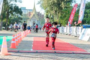 BIB: 8005
                            <button type="button" onclick="openModal(6560812)" class="btn btn-primary btn-sm float-right btn-popup" data-toggle="modal" data-target=".modal-high-quality">
                        <i class="fas fa-shopping-cart"></i> Add to Cart
                    </button>
                                            <button type="button" onclick="isThisMe(6560812, true)" class="btn btn-success btn-sm float-right btn-popup btn-isme hidden" data-toggle="tooltip" data-placement="bottom" title="นี่คือรูปของคุณใช่ไหม คลิกที่นี่เพื่อเอาเข้าอัลบั้ม">
                        <i class="fas fa-plus"></i> Add to album
                    </button>
                    <button type="button" onclick="isThisMe(6560812, false)" class="btn btn-warning btn-sm float-right btn-popup btn-isnotme hidden">
                        <i class="fas fa-ban"></i> Remove from album
                    </button>