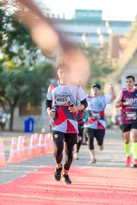 BIB: 6631, 2087
                            <button type="button" onclick="openModal(6550408)" class="btn btn-primary btn-sm float-right btn-popup" data-toggle="modal" data-target=".modal-high-quality">
                        <i class="fas fa-shopping-cart"></i> Add to Cart
                    </button>
                                            <button type="button" onclick="isThisMe(6550408, true)" class="btn btn-success btn-sm float-right btn-popup btn-isme hidden" data-toggle="tooltip" data-placement="bottom" title="นี่คือรูปของคุณใช่ไหม คลิกที่นี่เพื่อเอาเข้าอัลบั้ม">
                        <i class="fas fa-plus"></i> Add to album
                    </button>
                    <button type="button" onclick="isThisMe(6550408, false)" class="btn btn-warning btn-sm float-right btn-popup btn-isnotme hidden">
                        <i class="fas fa-ban"></i> Remove from album
                    </button>