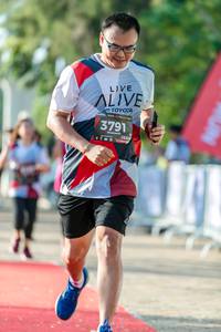 BIB: 3791, 128
                            <button type="button" onclick="openModal(6563470)" class="btn btn-primary btn-sm float-right btn-popup" data-toggle="modal" data-target=".modal-high-quality">
                        <i class="fas fa-shopping-cart"></i> Add to Cart
                    </button>
                                            <button type="button" onclick="isThisMe(6563470, true)" class="btn btn-success btn-sm float-right btn-popup btn-isme hidden" data-toggle="tooltip" data-placement="bottom" title="นี่คือรูปของคุณใช่ไหม คลิกที่นี่เพื่อเอาเข้าอัลบั้ม">
                        <i class="fas fa-plus"></i> Add to album
                    </button>
                    <button type="button" onclick="isThisMe(6563470, false)" class="btn btn-warning btn-sm float-right btn-popup btn-isnotme hidden">
                        <i class="fas fa-ban"></i> Remove from album
                    </button>