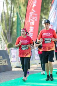 BIB: 6004, 2019, 6145
                            <button type="button" onclick="openModal(6560080)" class="btn btn-primary btn-sm float-right btn-popup" data-toggle="modal" data-target=".modal-high-quality">
                        <i class="fas fa-shopping-cart"></i> Add to Cart
                    </button>
                                            <button type="button" onclick="isThisMe(6560080, true)" class="btn btn-success btn-sm float-right btn-popup btn-isme hidden" data-toggle="tooltip" data-placement="bottom" title="นี่คือรูปของคุณใช่ไหม คลิกที่นี่เพื่อเอาเข้าอัลบั้ม">
                        <i class="fas fa-plus"></i> Add to album
                    </button>
                    <button type="button" onclick="isThisMe(6560080, false)" class="btn btn-warning btn-sm float-right btn-popup btn-isnotme hidden">
                        <i class="fas fa-ban"></i> Remove from album
                    </button>