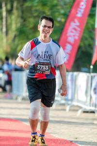 BIB: 3753, 124
                            <button type="button" onclick="openModal(6562640)" class="btn btn-primary btn-sm float-right btn-popup" data-toggle="modal" data-target=".modal-high-quality">
                        <i class="fas fa-shopping-cart"></i> Add to Cart
                    </button>
                                            <button type="button" onclick="isThisMe(6562640, true)" class="btn btn-success btn-sm float-right btn-popup btn-isme hidden" data-toggle="tooltip" data-placement="bottom" title="นี่คือรูปของคุณใช่ไหม คลิกที่นี่เพื่อเอาเข้าอัลบั้ม">
                        <i class="fas fa-plus"></i> Add to album
                    </button>
                    <button type="button" onclick="isThisMe(6562640, false)" class="btn btn-warning btn-sm float-right btn-popup btn-isnotme hidden">
                        <i class="fas fa-ban"></i> Remove from album
                    </button>