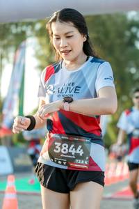 BIB: 3844, 128
                            <button type="button" onclick="openModal(6551482)" class="btn btn-primary btn-sm float-right btn-popup" data-toggle="modal" data-target=".modal-high-quality">
                        <i class="fas fa-shopping-cart"></i> Add to Cart
                    </button>
                                            <button type="button" onclick="isThisMe(6551482, true)" class="btn btn-success btn-sm float-right btn-popup btn-isme hidden" data-toggle="tooltip" data-placement="bottom" title="นี่คือรูปของคุณใช่ไหม คลิกที่นี่เพื่อเอาเข้าอัลบั้ม">
                        <i class="fas fa-plus"></i> Add to album
                    </button>
                    <button type="button" onclick="isThisMe(6551482, false)" class="btn btn-warning btn-sm float-right btn-popup btn-isnotme hidden">
                        <i class="fas fa-ban"></i> Remove from album
                    </button>