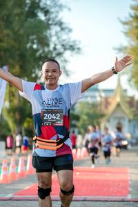 BIB: 2042, 128
                            <button type="button" onclick="openModal(6552046)" class="btn btn-primary btn-sm float-right btn-popup" data-toggle="modal" data-target=".modal-high-quality">
                        <i class="fas fa-shopping-cart"></i> Add to Cart
                    </button>
                                            <button type="button" onclick="isThisMe(6552046, true)" class="btn btn-success btn-sm float-right btn-popup btn-isme hidden" data-toggle="tooltip" data-placement="bottom" title="นี่คือรูปของคุณใช่ไหม คลิกที่นี่เพื่อเอาเข้าอัลบั้ม">
                        <i class="fas fa-plus"></i> Add to album
                    </button>
                    <button type="button" onclick="isThisMe(6552046, false)" class="btn btn-warning btn-sm float-right btn-popup btn-isnotme hidden">
                        <i class="fas fa-ban"></i> Remove from album
                    </button>