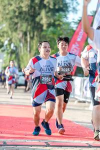 BIB: 3025, 2952
                            <button type="button" onclick="openModal(6562496)" class="btn btn-primary btn-sm float-right btn-popup" data-toggle="modal" data-target=".modal-high-quality">
                        <i class="fas fa-shopping-cart"></i> Add to Cart
                    </button>
                                            <button type="button" onclick="isThisMe(6562496, true)" class="btn btn-success btn-sm float-right btn-popup btn-isme hidden" data-toggle="tooltip" data-placement="bottom" title="นี่คือรูปของคุณใช่ไหม คลิกที่นี่เพื่อเอาเข้าอัลบั้ม">
                        <i class="fas fa-plus"></i> Add to album
                    </button>
                    <button type="button" onclick="isThisMe(6562496, false)" class="btn btn-warning btn-sm float-right btn-popup btn-isnotme hidden">
                        <i class="fas fa-ban"></i> Remove from album
                    </button>