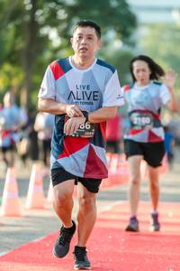 BIB: 128
                            <button type="button" onclick="openModal(6557401)" class="btn btn-primary btn-sm float-right btn-popup" data-toggle="modal" data-target=".modal-high-quality">
                        <i class="fas fa-shopping-cart"></i> Add to Cart
                    </button>
                                            <button type="button" onclick="isThisMe(6557401, true)" class="btn btn-success btn-sm float-right btn-popup btn-isme hidden" data-toggle="tooltip" data-placement="bottom" title="นี่คือรูปของคุณใช่ไหม คลิกที่นี่เพื่อเอาเข้าอัลบั้ม">
                        <i class="fas fa-plus"></i> Add to album
                    </button>
                    <button type="button" onclick="isThisMe(6557401, false)" class="btn btn-warning btn-sm float-right btn-popup btn-isnotme hidden">
                        <i class="fas fa-ban"></i> Remove from album
                    </button>