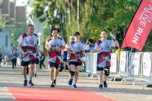 BIB: 287, 3764, 3763
                            <button type="button" onclick="openModal(6558548)" class="btn btn-primary btn-sm float-right btn-popup" data-toggle="modal" data-target=".modal-high-quality">
                        <i class="fas fa-shopping-cart"></i> Add to Cart
                    </button>
                                            <button type="button" onclick="isThisMe(6558548, true)" class="btn btn-success btn-sm float-right btn-popup btn-isme hidden" data-toggle="tooltip" data-placement="bottom" title="นี่คือรูปของคุณใช่ไหม คลิกที่นี่เพื่อเอาเข้าอัลบั้ม">
                        <i class="fas fa-plus"></i> Add to album
                    </button>
                    <button type="button" onclick="isThisMe(6558548, false)" class="btn btn-warning btn-sm float-right btn-popup btn-isnotme hidden">
                        <i class="fas fa-ban"></i> Remove from album
                    </button>