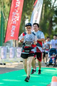 BIB: 6325
                            <button type="button" onclick="openModal(6560737)" class="btn btn-primary btn-sm float-right btn-popup" data-toggle="modal" data-target=".modal-high-quality">
                        <i class="fas fa-shopping-cart"></i> Add to Cart
                    </button>
                                            <button type="button" onclick="isThisMe(6560737, true)" class="btn btn-success btn-sm float-right btn-popup btn-isme hidden" data-toggle="tooltip" data-placement="bottom" title="นี่คือรูปของคุณใช่ไหม คลิกที่นี่เพื่อเอาเข้าอัลบั้ม">
                        <i class="fas fa-plus"></i> Add to album
                    </button>
                    <button type="button" onclick="isThisMe(6560737, false)" class="btn btn-warning btn-sm float-right btn-popup btn-isnotme hidden">
                        <i class="fas fa-ban"></i> Remove from album
                    </button>