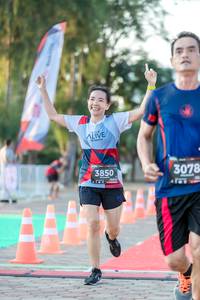 BIB: 3078, 3850
                            <button type="button" onclick="openModal(6544441)" class="btn btn-primary btn-sm float-right btn-popup" data-toggle="modal" data-target=".modal-high-quality">
                        <i class="fas fa-shopping-cart"></i> Add to Cart
                    </button>
                                            <button type="button" onclick="isThisMe(6544441, true)" class="btn btn-success btn-sm float-right btn-popup btn-isme hidden" data-toggle="tooltip" data-placement="bottom" title="นี่คือรูปของคุณใช่ไหม คลิกที่นี่เพื่อเอาเข้าอัลบั้ม">
                        <i class="fas fa-plus"></i> Add to album
                    </button>
                    <button type="button" onclick="isThisMe(6544441, false)" class="btn btn-warning btn-sm float-right btn-popup btn-isnotme hidden">
                        <i class="fas fa-ban"></i> Remove from album
                    </button>