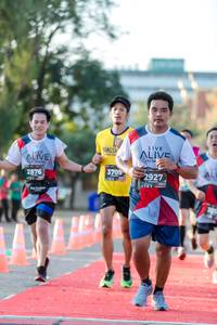 BIB: 3709, 2876, 2927
                            <button type="button" onclick="openModal(6548177)" class="btn btn-primary btn-sm float-right btn-popup" data-toggle="modal" data-target=".modal-high-quality">
                        <i class="fas fa-shopping-cart"></i> Add to Cart
                    </button>
                                            <button type="button" onclick="isThisMe(6548177, true)" class="btn btn-success btn-sm float-right btn-popup btn-isme hidden" data-toggle="tooltip" data-placement="bottom" title="นี่คือรูปของคุณใช่ไหม คลิกที่นี่เพื่อเอาเข้าอัลบั้ม">
                        <i class="fas fa-plus"></i> Add to album
                    </button>
                    <button type="button" onclick="isThisMe(6548177, false)" class="btn btn-warning btn-sm float-right btn-popup btn-isnotme hidden">
                        <i class="fas fa-ban"></i> Remove from album
                    </button>