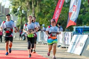 BIB: 2632, 2191, 2206, 2019
                            <button type="button" onclick="openModal(6561936)" class="btn btn-primary btn-sm float-right btn-popup" data-toggle="modal" data-target=".modal-high-quality">
                        <i class="fas fa-shopping-cart"></i> Add to Cart
                    </button>
                                            <button type="button" onclick="isThisMe(6561936, true)" class="btn btn-success btn-sm float-right btn-popup btn-isme hidden" data-toggle="tooltip" data-placement="bottom" title="นี่คือรูปของคุณใช่ไหม คลิกที่นี่เพื่อเอาเข้าอัลบั้ม">
                        <i class="fas fa-plus"></i> Add to album
                    </button>
                    <button type="button" onclick="isThisMe(6561936, false)" class="btn btn-warning btn-sm float-right btn-popup btn-isnotme hidden">
                        <i class="fas fa-ban"></i> Remove from album
                    </button>