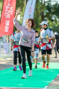 BIB: 7988, 6270
                            <button type="button" onclick="openModal(6563230)" class="btn btn-primary btn-sm float-right btn-popup" data-toggle="modal" data-target=".modal-high-quality">
                        <i class="fas fa-shopping-cart"></i> Add to Cart
                    </button>
                                            <button type="button" onclick="isThisMe(6563230, true)" class="btn btn-success btn-sm float-right btn-popup btn-isme hidden" data-toggle="tooltip" data-placement="bottom" title="นี่คือรูปของคุณใช่ไหม คลิกที่นี่เพื่อเอาเข้าอัลบั้ม">
                        <i class="fas fa-plus"></i> Add to album
                    </button>
                    <button type="button" onclick="isThisMe(6563230, false)" class="btn btn-warning btn-sm float-right btn-popup btn-isnotme hidden">
                        <i class="fas fa-ban"></i> Remove from album
                    </button>