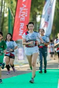 BIB: 795
                            <button type="button" onclick="openModal(6558326)" class="btn btn-primary btn-sm float-right btn-popup" data-toggle="modal" data-target=".modal-high-quality">
                        <i class="fas fa-shopping-cart"></i> Add to Cart
                    </button>
                                            <button type="button" onclick="isThisMe(6558326, true)" class="btn btn-success btn-sm float-right btn-popup btn-isme hidden" data-toggle="tooltip" data-placement="bottom" title="นี่คือรูปของคุณใช่ไหม คลิกที่นี่เพื่อเอาเข้าอัลบั้ม">
                        <i class="fas fa-plus"></i> Add to album
                    </button>
                    <button type="button" onclick="isThisMe(6558326, false)" class="btn btn-warning btn-sm float-right btn-popup btn-isnotme hidden">
                        <i class="fas fa-ban"></i> Remove from album
                    </button>