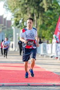 BIB: 3762
                            <button type="button" onclick="openModal(6561295)" class="btn btn-primary btn-sm float-right btn-popup" data-toggle="modal" data-target=".modal-high-quality">
                        <i class="fas fa-shopping-cart"></i> Add to Cart
                    </button>
                                            <button type="button" onclick="isThisMe(6561295, true)" class="btn btn-success btn-sm float-right btn-popup btn-isme hidden" data-toggle="tooltip" data-placement="bottom" title="นี่คือรูปของคุณใช่ไหม คลิกที่นี่เพื่อเอาเข้าอัลบั้ม">
                        <i class="fas fa-plus"></i> Add to album
                    </button>
                    <button type="button" onclick="isThisMe(6561295, false)" class="btn btn-warning btn-sm float-right btn-popup btn-isnotme hidden">
                        <i class="fas fa-ban"></i> Remove from album
                    </button>