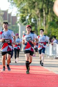 BIB: 3017, 3139
                            <button type="button" onclick="openModal(6559903)" class="btn btn-primary btn-sm float-right btn-popup" data-toggle="modal" data-target=".modal-high-quality">
                        <i class="fas fa-shopping-cart"></i> Add to Cart
                    </button>
                                            <button type="button" onclick="isThisMe(6559903, true)" class="btn btn-success btn-sm float-right btn-popup btn-isme hidden" data-toggle="tooltip" data-placement="bottom" title="นี่คือรูปของคุณใช่ไหม คลิกที่นี่เพื่อเอาเข้าอัลบั้ม">
                        <i class="fas fa-plus"></i> Add to album
                    </button>
                    <button type="button" onclick="isThisMe(6559903, false)" class="btn btn-warning btn-sm float-right btn-popup btn-isnotme hidden">
                        <i class="fas fa-ban"></i> Remove from album
                    </button>