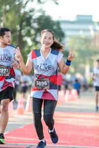 BIB: 971, 3896, 128
                            <button type="button" onclick="openModal(6557187)" class="btn btn-primary btn-sm float-right btn-popup" data-toggle="modal" data-target=".modal-high-quality">
                        <i class="fas fa-shopping-cart"></i> Add to Cart
                    </button>
                                            <button type="button" onclick="isThisMe(6557187, true)" class="btn btn-success btn-sm float-right btn-popup btn-isme hidden" data-toggle="tooltip" data-placement="bottom" title="นี่คือรูปของคุณใช่ไหม คลิกที่นี่เพื่อเอาเข้าอัลบั้ม">
                        <i class="fas fa-plus"></i> Add to album
                    </button>
                    <button type="button" onclick="isThisMe(6557187, false)" class="btn btn-warning btn-sm float-right btn-popup btn-isnotme hidden">
                        <i class="fas fa-ban"></i> Remove from album
                    </button>