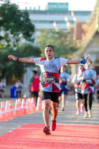 BIB: 2066
                            <button type="button" onclick="openModal(6550218)" class="btn btn-primary btn-sm float-right btn-popup" data-toggle="modal" data-target=".modal-high-quality">
                        <i class="fas fa-shopping-cart"></i> Add to Cart
                    </button>
                                            <button type="button" onclick="isThisMe(6550218, true)" class="btn btn-success btn-sm float-right btn-popup btn-isme hidden" data-toggle="tooltip" data-placement="bottom" title="นี่คือรูปของคุณใช่ไหม คลิกที่นี่เพื่อเอาเข้าอัลบั้ม">
                        <i class="fas fa-plus"></i> Add to album
                    </button>
                    <button type="button" onclick="isThisMe(6550218, false)" class="btn btn-warning btn-sm float-right btn-popup btn-isnotme hidden">
                        <i class="fas fa-ban"></i> Remove from album
                    </button>