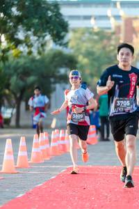 BIB: 3705, 3809
                            <button type="button" onclick="openModal(6546228)" class="btn btn-primary btn-sm float-right btn-popup" data-toggle="modal" data-target=".modal-high-quality">
                        <i class="fas fa-shopping-cart"></i> Add to Cart
                    </button>
                                            <button type="button" onclick="isThisMe(6546228, true)" class="btn btn-success btn-sm float-right btn-popup btn-isme hidden" data-toggle="tooltip" data-placement="bottom" title="นี่คือรูปของคุณใช่ไหม คลิกที่นี่เพื่อเอาเข้าอัลบั้ม">
                        <i class="fas fa-plus"></i> Add to album
                    </button>
                    <button type="button" onclick="isThisMe(6546228, false)" class="btn btn-warning btn-sm float-right btn-popup btn-isnotme hidden">
                        <i class="fas fa-ban"></i> Remove from album
                    </button>