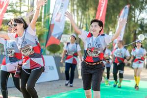 BIB: 501, 7376
                            <button type="button" onclick="openModal(6563111)" class="btn btn-primary btn-sm float-right btn-popup" data-toggle="modal" data-target=".modal-high-quality">
                        <i class="fas fa-shopping-cart"></i> Add to Cart
                    </button>
                                            <button type="button" onclick="isThisMe(6563111, true)" class="btn btn-success btn-sm float-right btn-popup btn-isme hidden" data-toggle="tooltip" data-placement="bottom" title="นี่คือรูปของคุณใช่ไหม คลิกที่นี่เพื่อเอาเข้าอัลบั้ม">
                        <i class="fas fa-plus"></i> Add to album
                    </button>
                    <button type="button" onclick="isThisMe(6563111, false)" class="btn btn-warning btn-sm float-right btn-popup btn-isnotme hidden">
                        <i class="fas fa-ban"></i> Remove from album
                    </button>