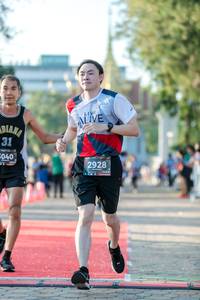 BIB: 040, 2928, 128
                            <button type="button" onclick="openModal(6555708)" class="btn btn-primary btn-sm float-right btn-popup" data-toggle="modal" data-target=".modal-high-quality">
                        <i class="fas fa-shopping-cart"></i> Add to Cart
                    </button>
                                            <button type="button" onclick="isThisMe(6555708, true)" class="btn btn-success btn-sm float-right btn-popup btn-isme hidden" data-toggle="tooltip" data-placement="bottom" title="นี่คือรูปของคุณใช่ไหม คลิกที่นี่เพื่อเอาเข้าอัลบั้ม">
                        <i class="fas fa-plus"></i> Add to album
                    </button>
                    <button type="button" onclick="isThisMe(6555708, false)" class="btn btn-warning btn-sm float-right btn-popup btn-isnotme hidden">
                        <i class="fas fa-ban"></i> Remove from album
                    </button>