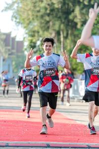 BIB: 2944, 294, 3810
                            <button type="button" onclick="openModal(6560557)" class="btn btn-primary btn-sm float-right btn-popup" data-toggle="modal" data-target=".modal-high-quality">
                        <i class="fas fa-shopping-cart"></i> Add to Cart
                    </button>
                                            <button type="button" onclick="isThisMe(6560557, true)" class="btn btn-success btn-sm float-right btn-popup btn-isme hidden" data-toggle="tooltip" data-placement="bottom" title="นี่คือรูปของคุณใช่ไหม คลิกที่นี่เพื่อเอาเข้าอัลบั้ม">
                        <i class="fas fa-plus"></i> Add to album
                    </button>
                    <button type="button" onclick="isThisMe(6560557, false)" class="btn btn-warning btn-sm float-right btn-popup btn-isnotme hidden">
                        <i class="fas fa-ban"></i> Remove from album
                    </button>