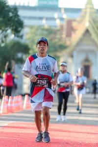 BIB: 3742
                            <button type="button" onclick="openModal(6556226)" class="btn btn-primary btn-sm float-right btn-popup" data-toggle="modal" data-target=".modal-high-quality">
                        <i class="fas fa-shopping-cart"></i> Add to Cart
                    </button>
                                            <button type="button" onclick="isThisMe(6556226, true)" class="btn btn-success btn-sm float-right btn-popup btn-isme hidden" data-toggle="tooltip" data-placement="bottom" title="นี่คือรูปของคุณใช่ไหม คลิกที่นี่เพื่อเอาเข้าอัลบั้ม">
                        <i class="fas fa-plus"></i> Add to album
                    </button>
                    <button type="button" onclick="isThisMe(6556226, false)" class="btn btn-warning btn-sm float-right btn-popup btn-isnotme hidden">
                        <i class="fas fa-ban"></i> Remove from album
                    </button>