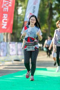 BIB: 6213
                            <button type="button" onclick="openModal(6563200)" class="btn btn-primary btn-sm float-right btn-popup" data-toggle="modal" data-target=".modal-high-quality">
                        <i class="fas fa-shopping-cart"></i> Add to Cart
                    </button>
                                            <button type="button" onclick="isThisMe(6563200, true)" class="btn btn-success btn-sm float-right btn-popup btn-isme hidden" data-toggle="tooltip" data-placement="bottom" title="นี่คือรูปของคุณใช่ไหม คลิกที่นี่เพื่อเอาเข้าอัลบั้ม">
                        <i class="fas fa-plus"></i> Add to album
                    </button>
                    <button type="button" onclick="isThisMe(6563200, false)" class="btn btn-warning btn-sm float-right btn-popup btn-isnotme hidden">
                        <i class="fas fa-ban"></i> Remove from album
                    </button>