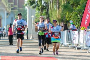 BIB: 2632, 2191, 3777, 2206
                            <button type="button" onclick="openModal(6561916)" class="btn btn-primary btn-sm float-right btn-popup" data-toggle="modal" data-target=".modal-high-quality">
                        <i class="fas fa-shopping-cart"></i> Add to Cart
                    </button>
                                            <button type="button" onclick="isThisMe(6561916, true)" class="btn btn-success btn-sm float-right btn-popup btn-isme hidden" data-toggle="tooltip" data-placement="bottom" title="นี่คือรูปของคุณใช่ไหม คลิกที่นี่เพื่อเอาเข้าอัลบั้ม">
                        <i class="fas fa-plus"></i> Add to album
                    </button>
                    <button type="button" onclick="isThisMe(6561916, false)" class="btn btn-warning btn-sm float-right btn-popup btn-isnotme hidden">
                        <i class="fas fa-ban"></i> Remove from album
                    </button>