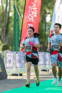 BIB: 7005, 1402
                            <button type="button" onclick="openModal(6560707)" class="btn btn-primary btn-sm float-right btn-popup" data-toggle="modal" data-target=".modal-high-quality">
                        <i class="fas fa-shopping-cart"></i> Add to Cart
                    </button>
                                            <button type="button" onclick="isThisMe(6560707, true)" class="btn btn-success btn-sm float-right btn-popup btn-isme hidden" data-toggle="tooltip" data-placement="bottom" title="นี่คือรูปของคุณใช่ไหม คลิกที่นี่เพื่อเอาเข้าอัลบั้ม">
                        <i class="fas fa-plus"></i> Add to album
                    </button>
                    <button type="button" onclick="isThisMe(6560707, false)" class="btn btn-warning btn-sm float-right btn-popup btn-isnotme hidden">
                        <i class="fas fa-ban"></i> Remove from album
                    </button>