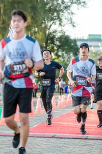 BIB: 3719, 2630, 2829
                            <button type="button" onclick="openModal(6550303)" class="btn btn-primary btn-sm float-right btn-popup" data-toggle="modal" data-target=".modal-high-quality">
                        <i class="fas fa-shopping-cart"></i> Add to Cart
                    </button>
                                            <button type="button" onclick="isThisMe(6550303, true)" class="btn btn-success btn-sm float-right btn-popup btn-isme hidden" data-toggle="tooltip" data-placement="bottom" title="นี่คือรูปของคุณใช่ไหม คลิกที่นี่เพื่อเอาเข้าอัลบั้ม">
                        <i class="fas fa-plus"></i> Add to album
                    </button>
                    <button type="button" onclick="isThisMe(6550303, false)" class="btn btn-warning btn-sm float-right btn-popup btn-isnotme hidden">
                        <i class="fas fa-ban"></i> Remove from album
                    </button>