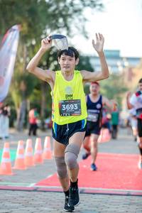 BIB: 3693, 125
                            <button type="button" onclick="openModal(6546852)" class="btn btn-primary btn-sm float-right btn-popup" data-toggle="modal" data-target=".modal-high-quality">
                        <i class="fas fa-shopping-cart"></i> Add to Cart
                    </button>
                                            <button type="button" onclick="isThisMe(6546852, true)" class="btn btn-success btn-sm float-right btn-popup btn-isme hidden" data-toggle="tooltip" data-placement="bottom" title="นี่คือรูปของคุณใช่ไหม คลิกที่นี่เพื่อเอาเข้าอัลบั้ม">
                        <i class="fas fa-plus"></i> Add to album
                    </button>
                    <button type="button" onclick="isThisMe(6546852, false)" class="btn btn-warning btn-sm float-right btn-popup btn-isnotme hidden">
                        <i class="fas fa-ban"></i> Remove from album
                    </button>