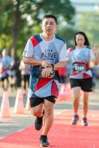 BIB: 2100, 128
                            <button type="button" onclick="openModal(6557400)" class="btn btn-primary btn-sm float-right btn-popup" data-toggle="modal" data-target=".modal-high-quality">
                        <i class="fas fa-shopping-cart"></i> Add to Cart
                    </button>
                                            <button type="button" onclick="isThisMe(6557400, true)" class="btn btn-success btn-sm float-right btn-popup btn-isme hidden" data-toggle="tooltip" data-placement="bottom" title="นี่คือรูปของคุณใช่ไหม คลิกที่นี่เพื่อเอาเข้าอัลบั้ม">
                        <i class="fas fa-plus"></i> Add to album
                    </button>
                    <button type="button" onclick="isThisMe(6557400, false)" class="btn btn-warning btn-sm float-right btn-popup btn-isnotme hidden">
                        <i class="fas fa-ban"></i> Remove from album
                    </button>