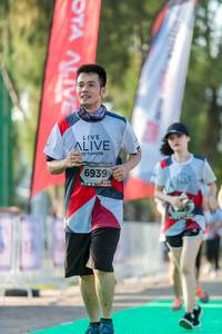 BIB: 6939
                            <button type="button" onclick="openModal(6558668)" class="btn btn-primary btn-sm float-right btn-popup" data-toggle="modal" data-target=".modal-high-quality">
                        <i class="fas fa-shopping-cart"></i> Add to Cart
                    </button>
                                            <button type="button" onclick="isThisMe(6558668, true)" class="btn btn-success btn-sm float-right btn-popup btn-isme hidden" data-toggle="tooltip" data-placement="bottom" title="นี่คือรูปของคุณใช่ไหม คลิกที่นี่เพื่อเอาเข้าอัลบั้ม">
                        <i class="fas fa-plus"></i> Add to album
                    </button>
                    <button type="button" onclick="isThisMe(6558668, false)" class="btn btn-warning btn-sm float-right btn-popup btn-isnotme hidden">
                        <i class="fas fa-ban"></i> Remove from album
                    </button>