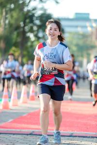 BIB: 128
                            <button type="button" onclick="openModal(6557080)" class="btn btn-primary btn-sm float-right btn-popup" data-toggle="modal" data-target=".modal-high-quality">
                        <i class="fas fa-shopping-cart"></i> Add to Cart
                    </button>
                                            <button type="button" onclick="isThisMe(6557080, true)" class="btn btn-success btn-sm float-right btn-popup btn-isme hidden" data-toggle="tooltip" data-placement="bottom" title="นี่คือรูปของคุณใช่ไหม คลิกที่นี่เพื่อเอาเข้าอัลบั้ม">
                        <i class="fas fa-plus"></i> Add to album
                    </button>
                    <button type="button" onclick="isThisMe(6557080, false)" class="btn btn-warning btn-sm float-right btn-popup btn-isnotme hidden">
                        <i class="fas fa-ban"></i> Remove from album
                    </button>