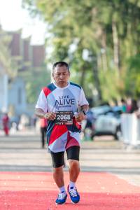 BIB: 2068
                            <button type="button" onclick="openModal(6560049)" class="btn btn-primary btn-sm float-right btn-popup" data-toggle="modal" data-target=".modal-high-quality">
                        <i class="fas fa-shopping-cart"></i> Add to Cart
                    </button>
                                            <button type="button" onclick="isThisMe(6560049, true)" class="btn btn-success btn-sm float-right btn-popup btn-isme hidden" data-toggle="tooltip" data-placement="bottom" title="นี่คือรูปของคุณใช่ไหม คลิกที่นี่เพื่อเอาเข้าอัลบั้ม">
                        <i class="fas fa-plus"></i> Add to album
                    </button>
                    <button type="button" onclick="isThisMe(6560049, false)" class="btn btn-warning btn-sm float-right btn-popup btn-isnotme hidden">
                        <i class="fas fa-ban"></i> Remove from album
                    </button>