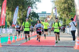 BIB: 200
                            <button type="button" onclick="openModal(6552416)" class="btn btn-primary btn-sm float-right btn-popup" data-toggle="modal" data-target=".modal-high-quality">
                        <i class="fas fa-shopping-cart"></i> Add to Cart
                    </button>
                                            <button type="button" onclick="isThisMe(6552416, true)" class="btn btn-success btn-sm float-right btn-popup btn-isme hidden" data-toggle="tooltip" data-placement="bottom" title="นี่คือรูปของคุณใช่ไหม คลิกที่นี่เพื่อเอาเข้าอัลบั้ม">
                        <i class="fas fa-plus"></i> Add to album
                    </button>
                    <button type="button" onclick="isThisMe(6552416, false)" class="btn btn-warning btn-sm float-right btn-popup btn-isnotme hidden">
                        <i class="fas fa-ban"></i> Remove from album
                    </button>