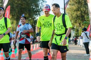 BIB: 2924
                            <button type="button" onclick="openModal(6552467)" class="btn btn-primary btn-sm float-right btn-popup" data-toggle="modal" data-target=".modal-high-quality">
                        <i class="fas fa-shopping-cart"></i> Add to Cart
                    </button>
                                            <button type="button" onclick="isThisMe(6552467, true)" class="btn btn-success btn-sm float-right btn-popup btn-isme hidden" data-toggle="tooltip" data-placement="bottom" title="นี่คือรูปของคุณใช่ไหม คลิกที่นี่เพื่อเอาเข้าอัลบั้ม">
                        <i class="fas fa-plus"></i> Add to album
                    </button>
                    <button type="button" onclick="isThisMe(6552467, false)" class="btn btn-warning btn-sm float-right btn-popup btn-isnotme hidden">
                        <i class="fas fa-ban"></i> Remove from album
                    </button>