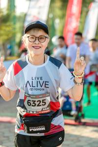 BIB: 6325
                            <button type="button" onclick="openModal(6560755)" class="btn btn-primary btn-sm float-right btn-popup" data-toggle="modal" data-target=".modal-high-quality">
                        <i class="fas fa-shopping-cart"></i> Add to Cart
                    </button>
                                            <button type="button" onclick="isThisMe(6560755, true)" class="btn btn-success btn-sm float-right btn-popup btn-isme hidden" data-toggle="tooltip" data-placement="bottom" title="นี่คือรูปของคุณใช่ไหม คลิกที่นี่เพื่อเอาเข้าอัลบั้ม">
                        <i class="fas fa-plus"></i> Add to album
                    </button>
                    <button type="button" onclick="isThisMe(6560755, false)" class="btn btn-warning btn-sm float-right btn-popup btn-isnotme hidden">
                        <i class="fas fa-ban"></i> Remove from album
                    </button>