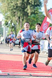 BIB: 3025, 2952
                            <button type="button" onclick="openModal(6562493)" class="btn btn-primary btn-sm float-right btn-popup" data-toggle="modal" data-target=".modal-high-quality">
                        <i class="fas fa-shopping-cart"></i> Add to Cart
                    </button>
                                            <button type="button" onclick="isThisMe(6562493, true)" class="btn btn-success btn-sm float-right btn-popup btn-isme hidden" data-toggle="tooltip" data-placement="bottom" title="นี่คือรูปของคุณใช่ไหม คลิกที่นี่เพื่อเอาเข้าอัลบั้ม">
                        <i class="fas fa-plus"></i> Add to album
                    </button>
                    <button type="button" onclick="isThisMe(6562493, false)" class="btn btn-warning btn-sm float-right btn-popup btn-isnotme hidden">
                        <i class="fas fa-ban"></i> Remove from album
                    </button>