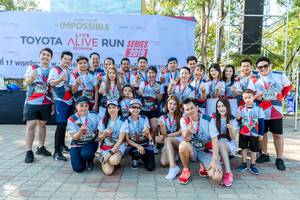 BIB: 2019, 7627, 7697, 790, 3887, 7300
                            <button type="button" onclick="openModal(6566916)" class="btn btn-primary btn-sm float-right btn-popup" data-toggle="modal" data-target=".modal-high-quality">
                        <i class="fas fa-shopping-cart"></i> Add to Cart
                    </button>
                                            <button type="button" onclick="isThisMe(6566916, true)" class="btn btn-success btn-sm float-right btn-popup btn-isme hidden" data-toggle="tooltip" data-placement="bottom" title="นี่คือรูปของคุณใช่ไหม คลิกที่นี่เพื่อเอาเข้าอัลบั้ม">
                        <i class="fas fa-plus"></i> Add to album
                    </button>
                    <button type="button" onclick="isThisMe(6566916, false)" class="btn btn-warning btn-sm float-right btn-popup btn-isnotme hidden">
                        <i class="fas fa-ban"></i> Remove from album
                    </button>