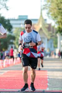 BIB: 288
                            <button type="button" onclick="openModal(6555315)" class="btn btn-primary btn-sm float-right btn-popup" data-toggle="modal" data-target=".modal-high-quality">
                        <i class="fas fa-shopping-cart"></i> Add to Cart
                    </button>
                                            <button type="button" onclick="isThisMe(6555315, true)" class="btn btn-success btn-sm float-right btn-popup btn-isme hidden" data-toggle="tooltip" data-placement="bottom" title="นี่คือรูปของคุณใช่ไหม คลิกที่นี่เพื่อเอาเข้าอัลบั้ม">
                        <i class="fas fa-plus"></i> Add to album
                    </button>
                    <button type="button" onclick="isThisMe(6555315, false)" class="btn btn-warning btn-sm float-right btn-popup btn-isnotme hidden">
                        <i class="fas fa-ban"></i> Remove from album
                    </button>