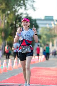 BIB: 3104, 128
                            <button type="button" onclick="openModal(6549961)" class="btn btn-primary btn-sm float-right btn-popup" data-toggle="modal" data-target=".modal-high-quality">
                        <i class="fas fa-shopping-cart"></i> Add to Cart
                    </button>
                                            <button type="button" onclick="isThisMe(6549961, true)" class="btn btn-success btn-sm float-right btn-popup btn-isme hidden" data-toggle="tooltip" data-placement="bottom" title="นี่คือรูปของคุณใช่ไหม คลิกที่นี่เพื่อเอาเข้าอัลบั้ม">
                        <i class="fas fa-plus"></i> Add to album
                    </button>
                    <button type="button" onclick="isThisMe(6549961, false)" class="btn btn-warning btn-sm float-right btn-popup btn-isnotme hidden">
                        <i class="fas fa-ban"></i> Remove from album
                    </button>